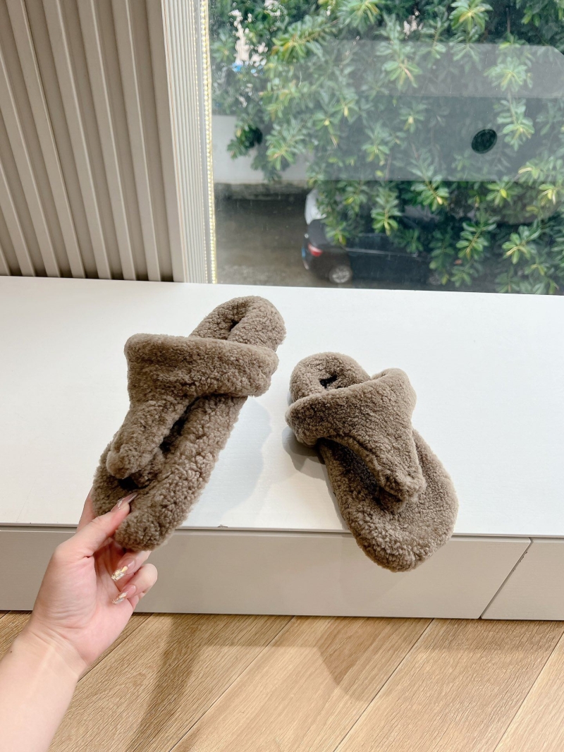 Loewe Slippers